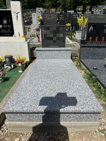 Jednohrob Tarn a Impala TM Kamenictví Zlín