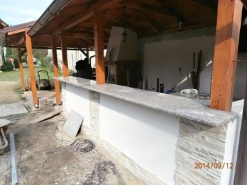 Barová žulová deska Bianco Sardo TM Kamenictví Zlín