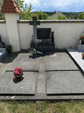 Rekonstrukce dvojhrobu