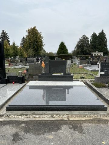 Rekonstrukce dvojhrobu 2